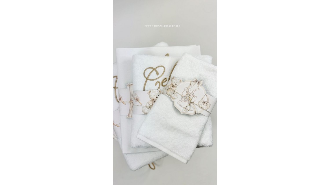 Trusou botez Nude Teddy Bear Toile de Jouy bej crem cu accente light pink și pattern floral vintage 15